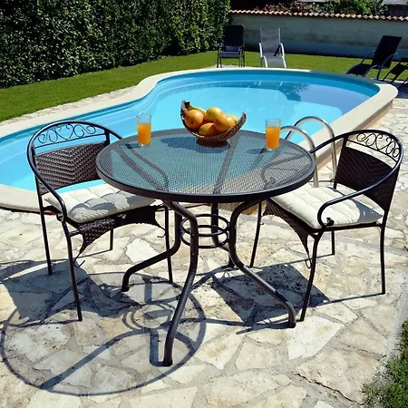 Villa Gardena With Private Pool