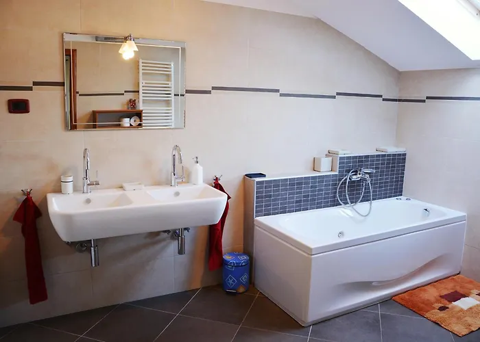 Gardena With Private Pool Villa *